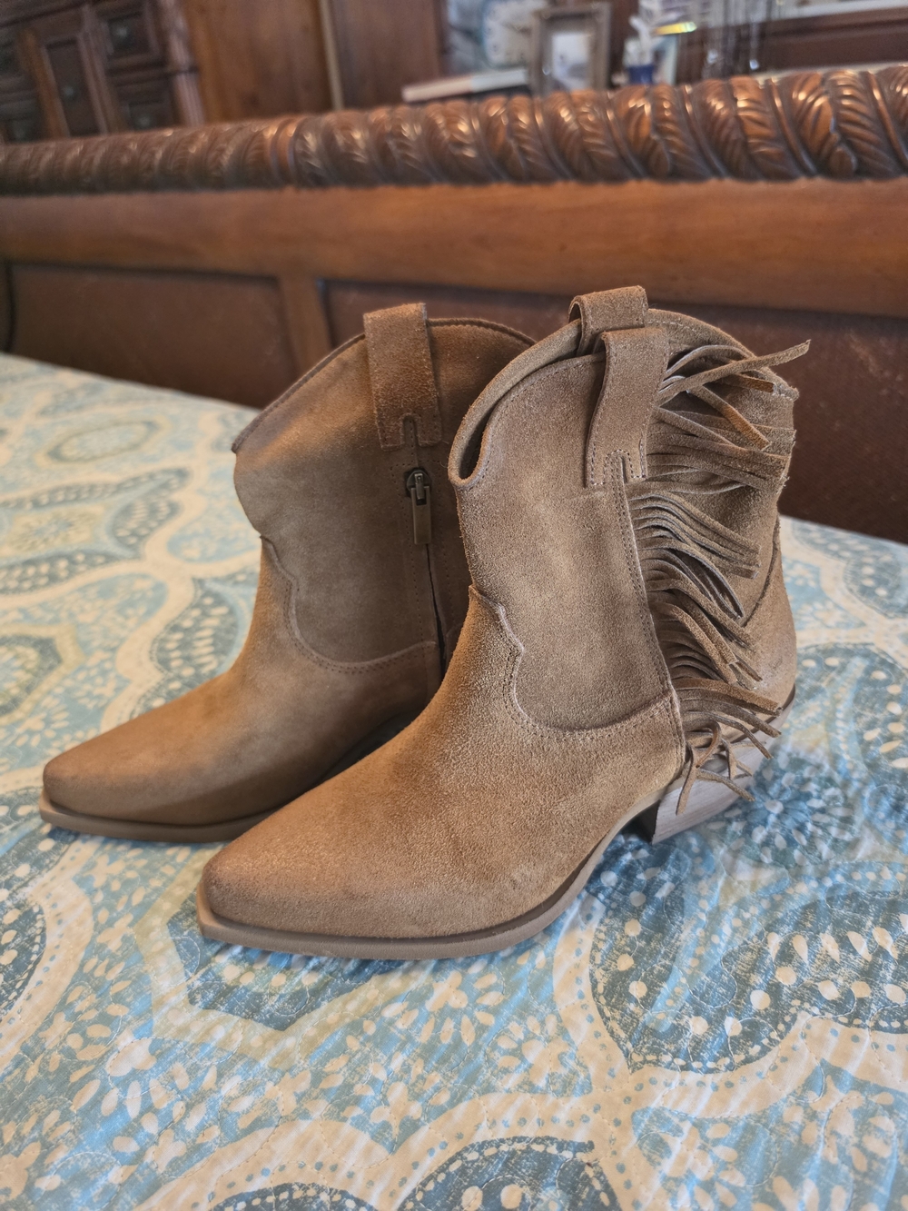 Sundance Catalog Dove Canyon Suede Fringe Western Boots Italy Tan 38 US 7.5